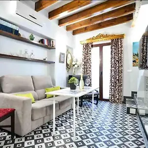 Typical Sevillan 2 Bedroom Unit Villa Seville
