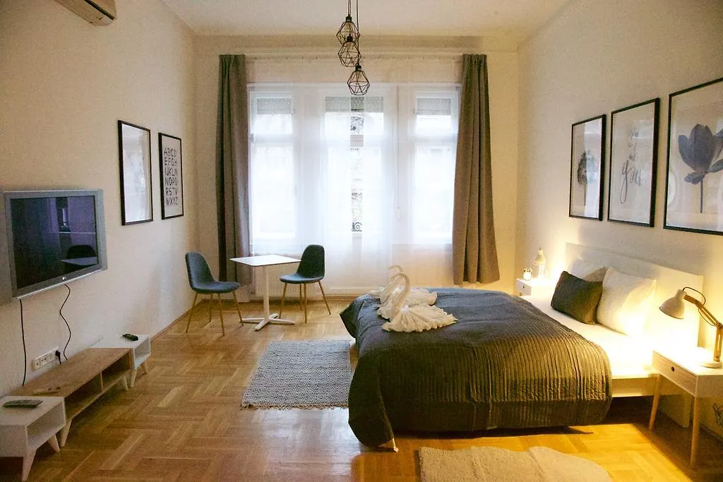 Five Season'S Apartment Budapesta Ungaria